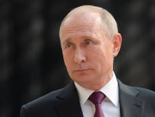 Des radios piratées diffusent un faux discours de Poutine: “Des forces ukrainiennes envahissent la Russie”