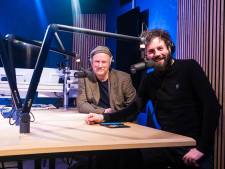 Podcast De Nedersaksen gaat de regionale theaters in, première in Zwolle: ‘Superleuk, ja man’