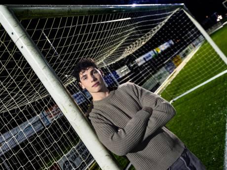 Amateurkeeper Kevin (20) traint bij Helmond Sport en FC Eindhoven: ‘Dat ik na twee weken al mee mocht doen was wel heel speciaal’
