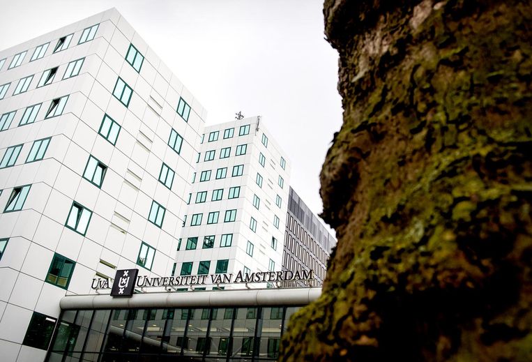 Universiteit Amsterdam zet docent Frans op non-actief in MeToo-zaak