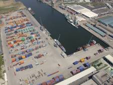 180 miljoen om schepen ook in Moerdijkse zeehaven aan de stekker te krijgen