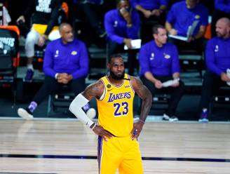 Topfavorieten Lakers en Bucks beginnen met historische valse noot aan play-offs