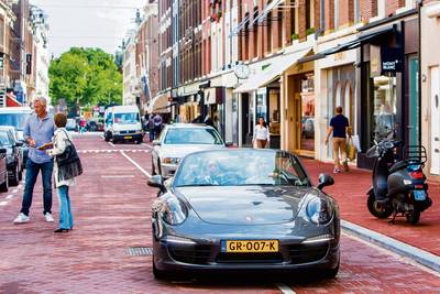 Amsterdamse winkelier moet cash betalingen boven 1.000 euro melden