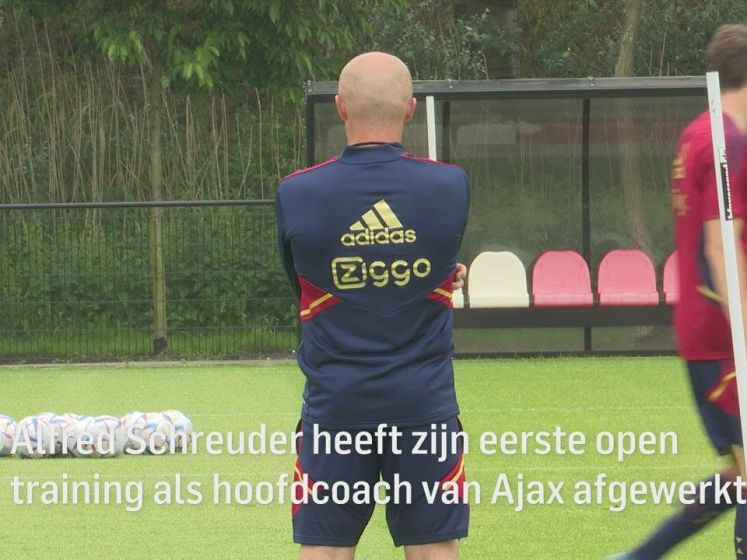 Alfred Schreuder werkt eerst openbare training met Ajax af