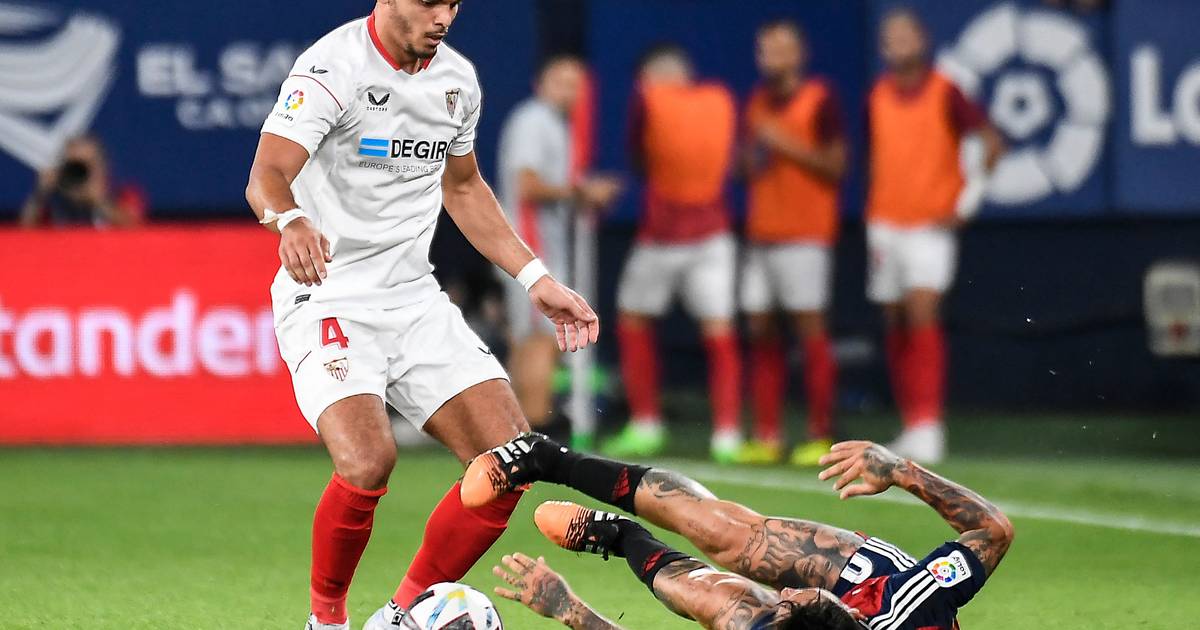 Vivi il calcio straniero |  Karim Ricik e Siviglia affrontano un problema con Almeria |  calcio straniero