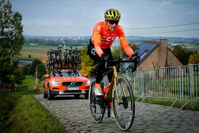 Van Avermaet zal zondag dan toch niet aan start van Ronde van Vlaanderen staan: “Een keuze van het verstand, niet van het hart”