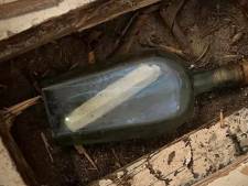 Une famille écossaise découvre une bouteille avec un message vieux de 135 ans sous le plancher de sa maison