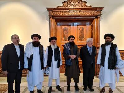 VN en leider taliban spreken in Kaboel over organiseren humanitaire hulp voor Afghanen