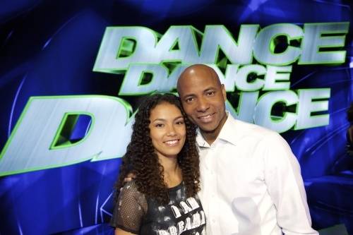 julia tan geeft kijker een blik achter de schermen van ddd show ad nl