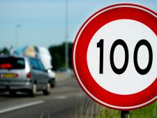 Helft automobilisten zegt harder dan 100 km te blijven rijden