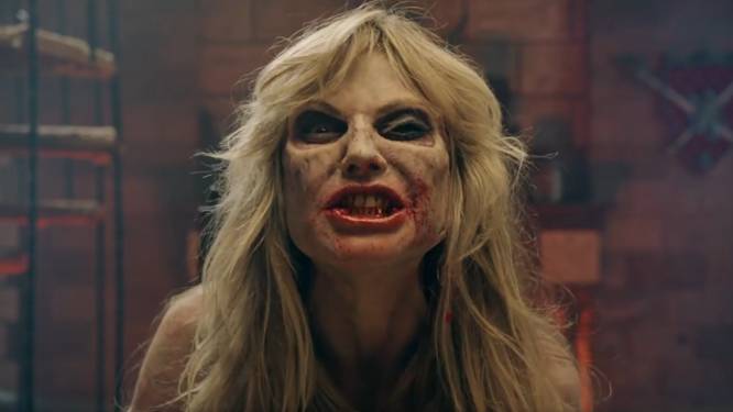 Heidi Klum kluift als bezeten kannibaal aan arm en Sandra Schuurhof is bloederige zuster