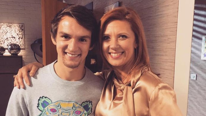 Benito Raman viert verjaardag op 'Familie'-set | Time-out ...