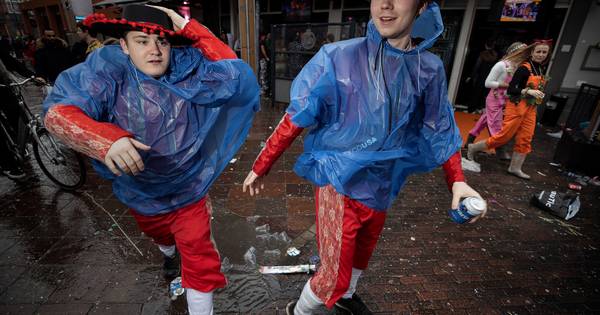Veel optochten in de dorpen gaan wél door; andere besluiten vallen zaterdagmorgen - Eindhovens Dagbl