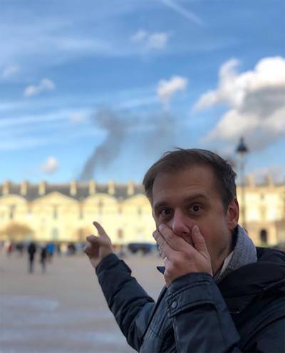 Armin van Buuren tijdens brand uit Louvre in Parijs geëvacueerd