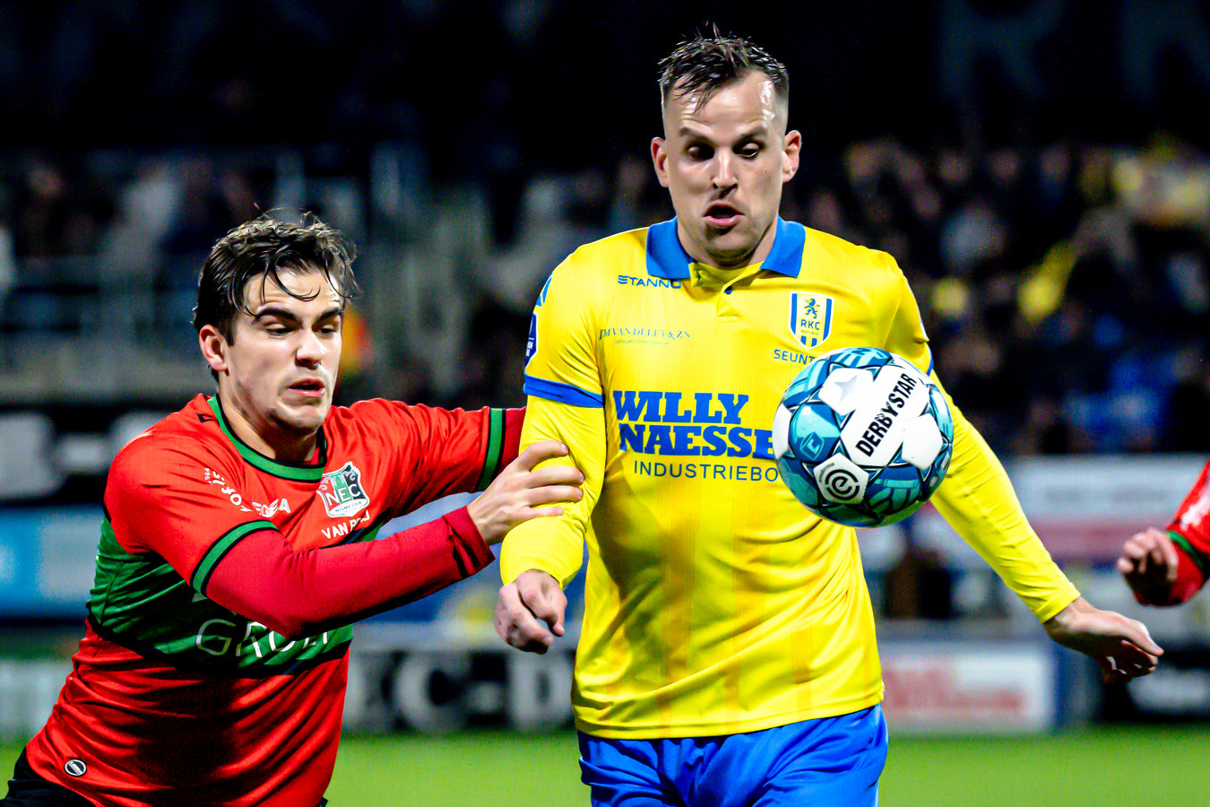 Van Rooij opgelucht na contractverlenging bij NEC ‘Er is een last van