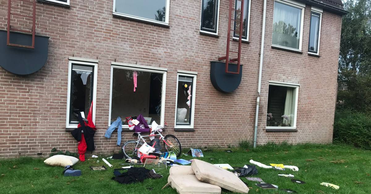 Woning verwarde man in Zwolle dichtgetimmerd, sloten worden vervangen: ‘Hij keert niet meer terug' .