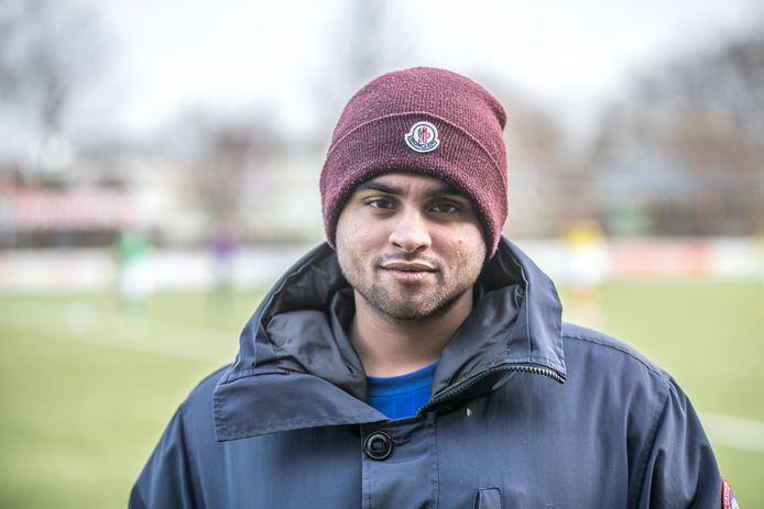 Voetbaltrainer Uwais Goelab.