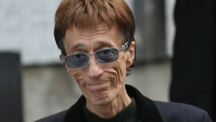bee gees zanger robin gibb vecht tegen leverkanker muziek ad nl