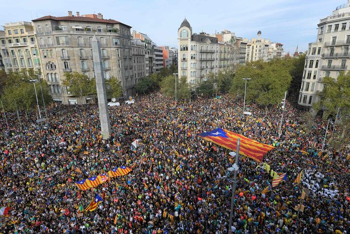 Duizenden demonstranten verzamelden in Barcelona voor een protestmanifestatie.