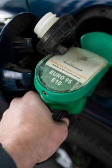 Le prix de l’essence 95 va dépasser pour la première fois les 2 euros le litre ce mardi