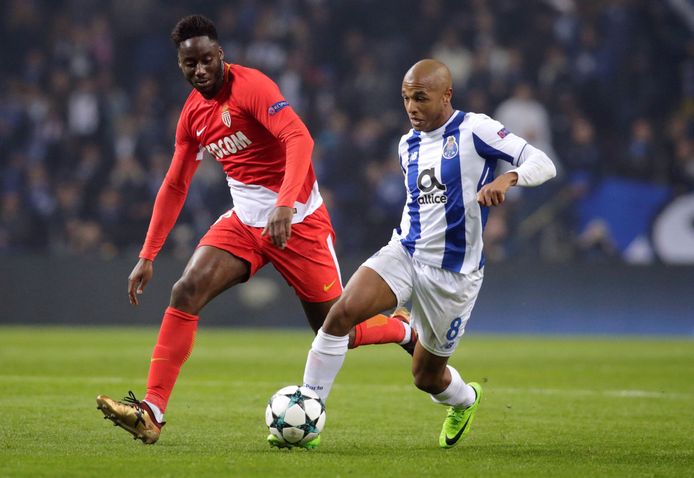 Soualiho Meïté in actie in het Champions League-duel tegen FC Porto.