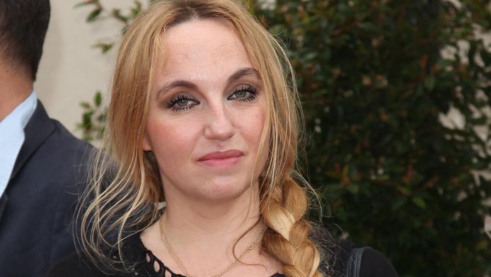 pourquoi la veuve d alain bashung sort du silence apres neuf ans people 7sur7 be