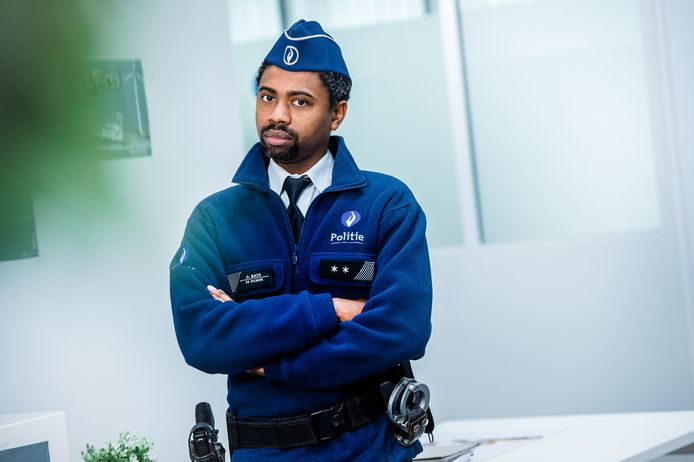 Johan Kalifa als Obi in ‘De Buurtpolitie’.