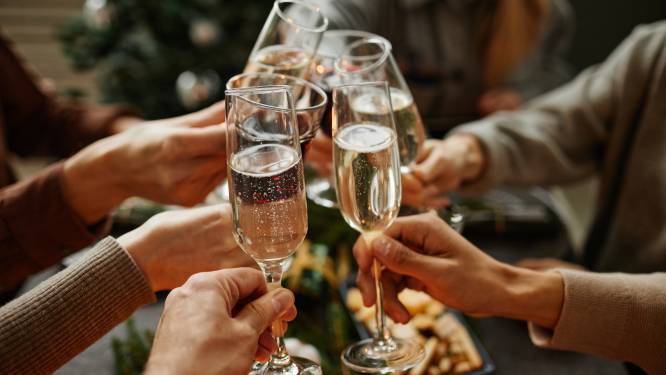 Vosselaarse veertigjarigen zetten de bloemetjes buiten met Midlifeparty