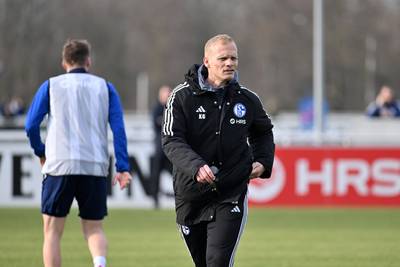 Schalke s’incline à nouveau mais l’entraîneur Karel Geraerts “ne panique pas”