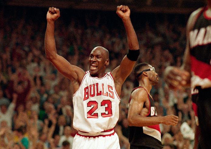Michael Jordan (Chicago Bulls) stuwde het basketbal naar ongekende hoogten.