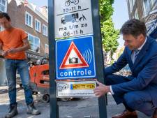 Middelburg weert auto uit winkelstraat met foto van kenteken: ‘Geen ontheffing? Boete van 150 euro’