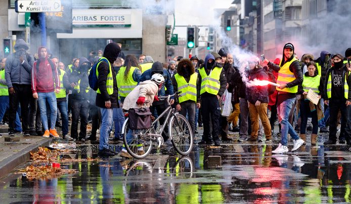 De afgelopen weken waren er ook protesten in Brussel. Die gingen uit van de zogenaamde gelehesjesbeweging.