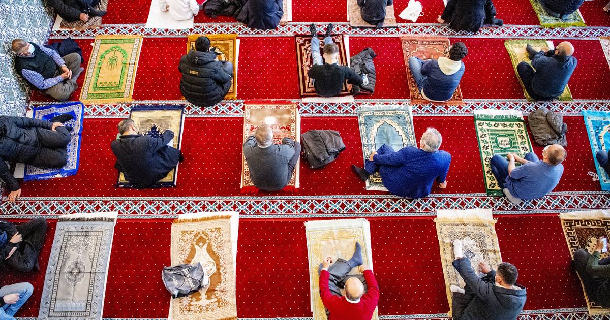 Ramadan 2023: Wanneer Begint De Vastenmaand Weer? | Gezond | Ad.Nl