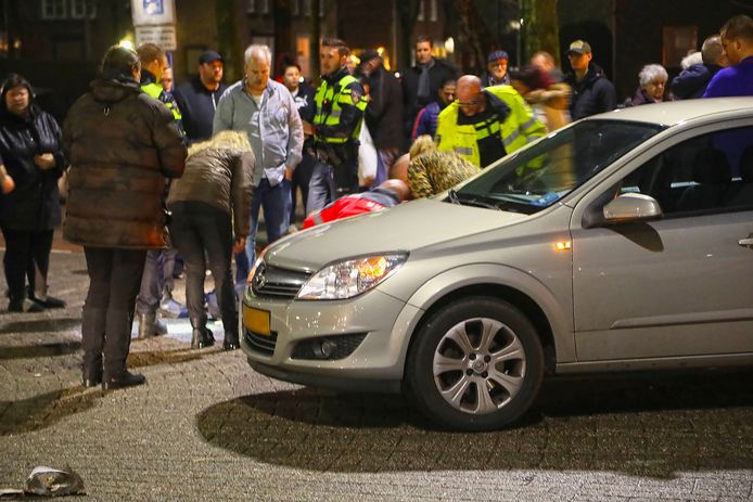 Dader rijdt door na ongeluk in Oss