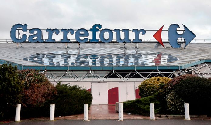 Supermarktketen Carrefour schrapt 2.400 banen.