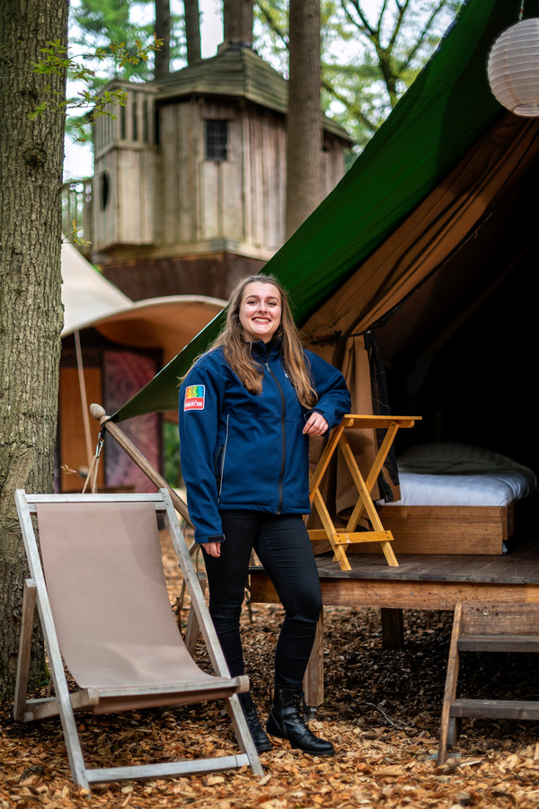 Duizendpoot Romy (24) wordt campingbaas van Burgers’ Zoo: ‘De leeuwen ...