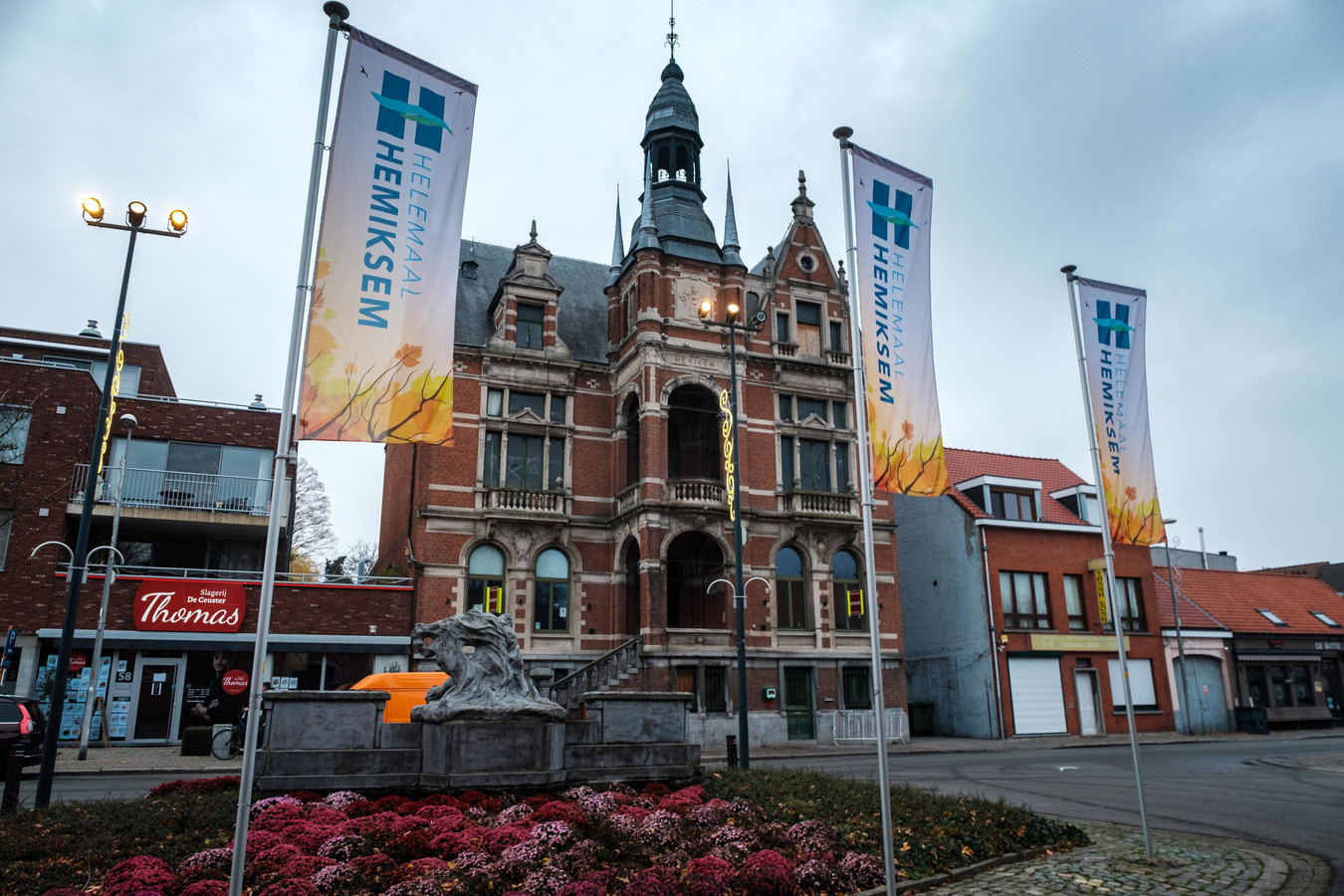 Hemiksem zet oudgemeentehuis te koop vanaf 320.000 euro Foto hln.be