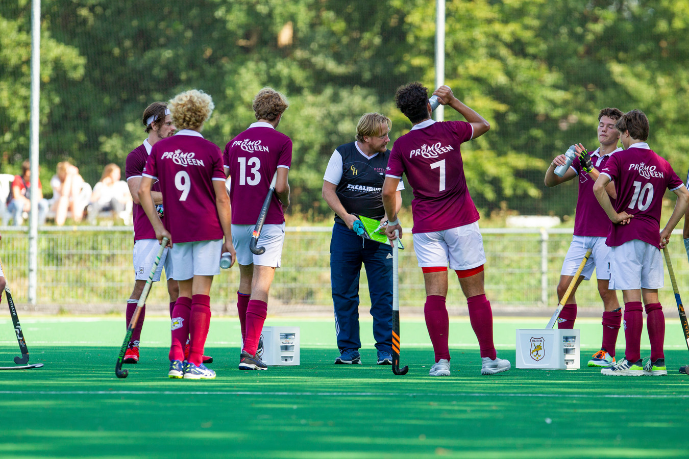 Coach Tristan Steenmeijer beleeft met Hattem moeizame tijden.