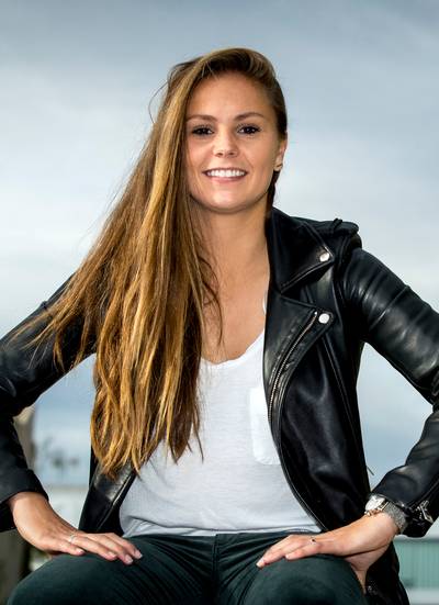 Stervoetbalster Lieke Martens in nieuwe pindakaas-commercial