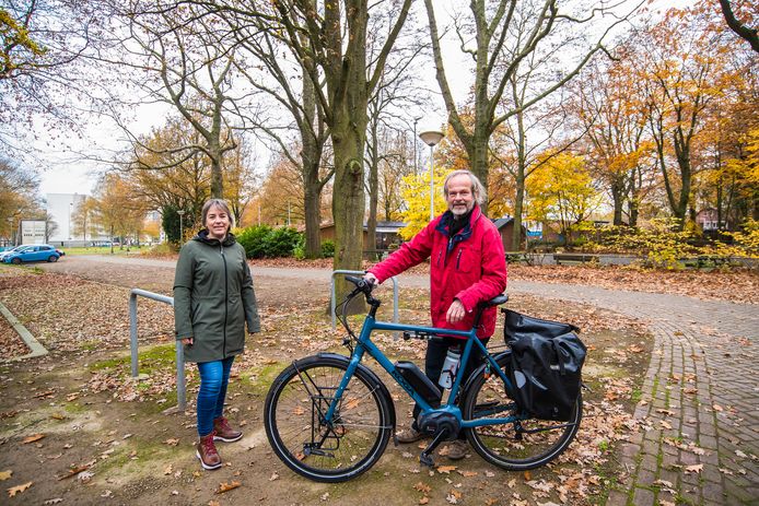Als de doortraproute begin volgend jaar een feit is, hopen Esther van Loon en Maarten van der Waal dat jong en oud hun fietsplezier weer terugvinden.