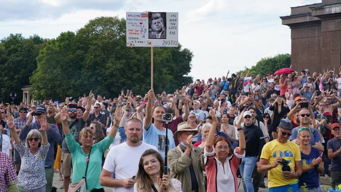 Dirty dozen: twaalf mensen verspreiden massaal onwaarheden over vaccins, onder wie neefje van president Kennedy