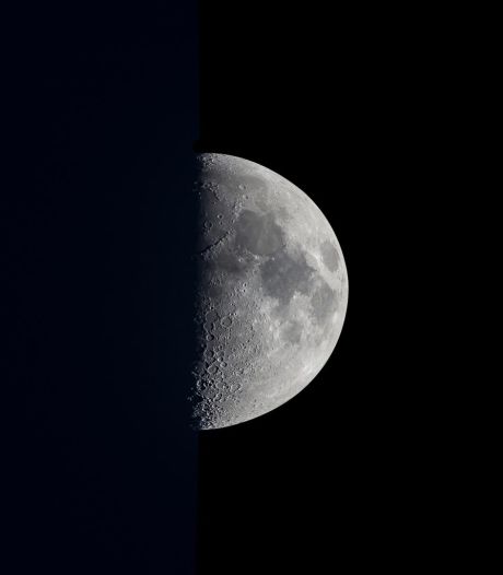 La seule œuvre d’art (belge) sur la Lune s’expose à Anvers