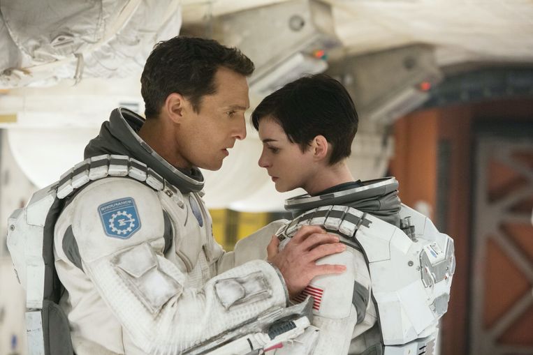 Als Cooper in ‘Interstellar’ (­2014), met Anne Hathaway. Beeld RV