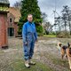 Zwoep, zwoep, zwoep, doen de windmolens. Boer Ad kan het niet meer aanhoren
