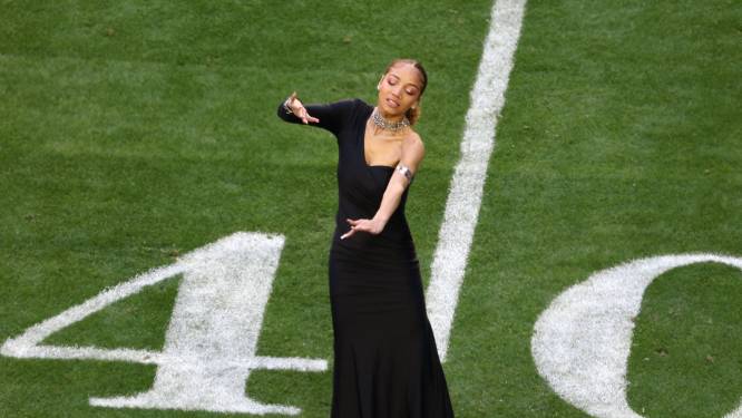 L’autre star du concert de Rihanna au Super Bowl, c’était elle 