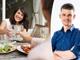 Klopt het dat drinken tijdens het eten geen goed idee is voor je spijsvertering?