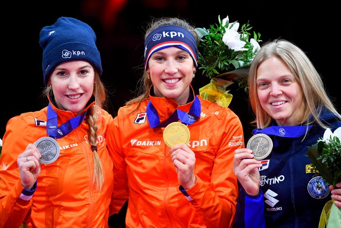 Lara van Ruijven (l)