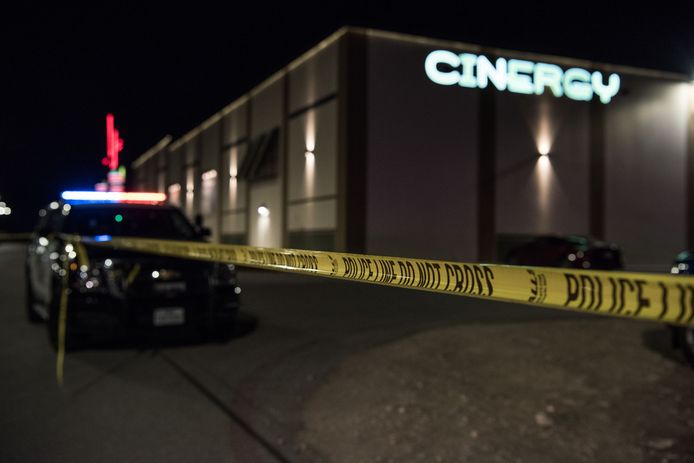 De schutter sloeg in Texas toe bij een theater.