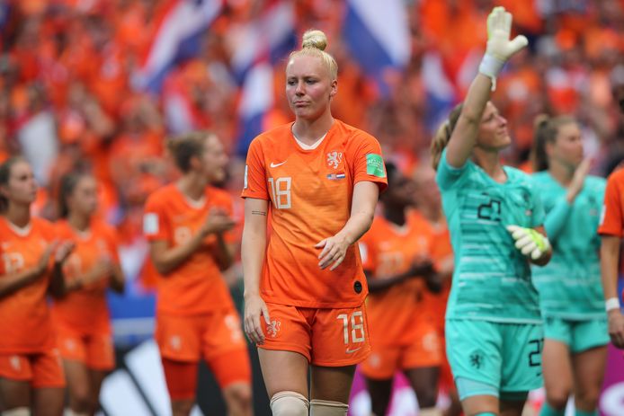 Danique Kerkdijk in 2019 na de WK-finale tegen de VS. Ze speelde overigens niet in de verloren eindstrijd.
