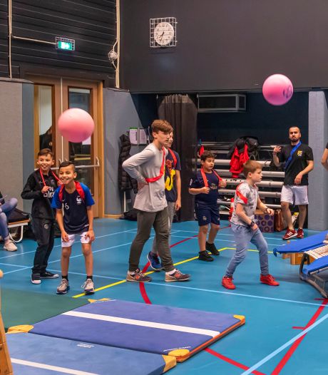 Twee uur gymles kan in Breda wel eens een probleem worden: niet genoeg gymleraren en te weinig sportlokalen
